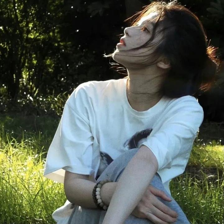 小镇幽浮